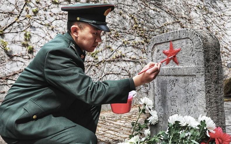 家國永念丨清明海報(bào)：我們從未忘記