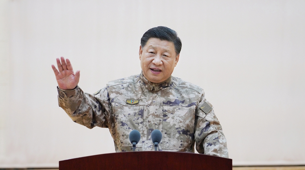 習近平視察軍委聯合作戰(zhàn)指揮中心